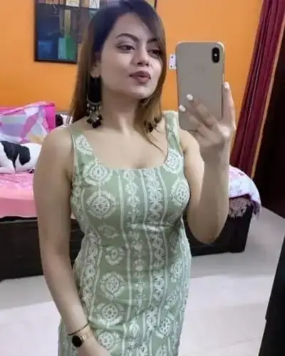 Call Girl in Chinchpokli